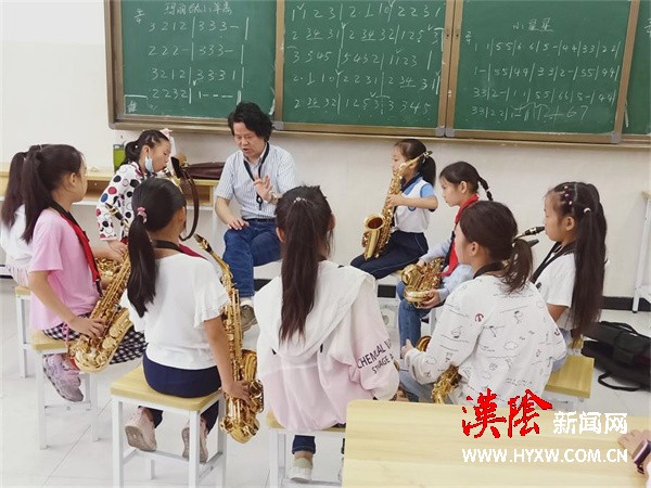 汉阴县蒲溪小学新学期少年宫活动蓬勃开展