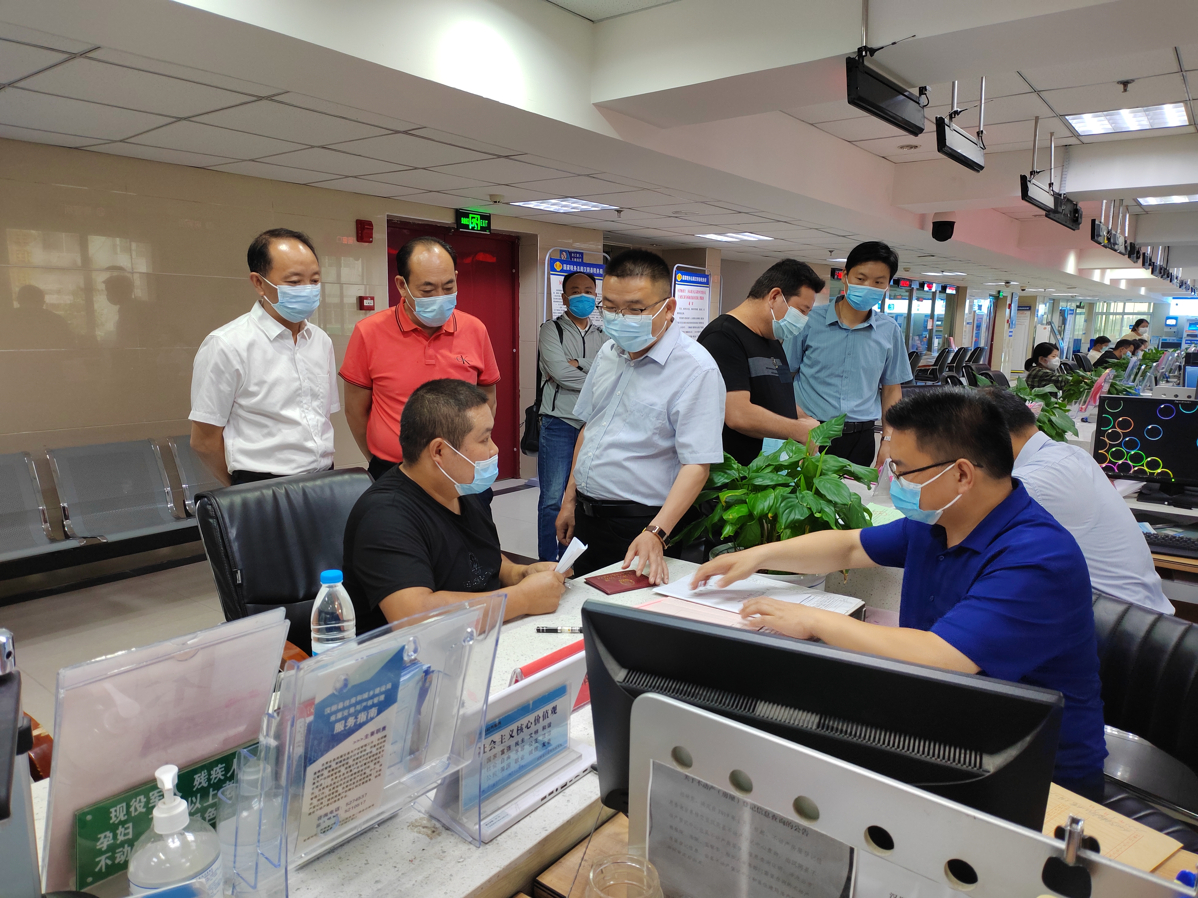 汉阴县行政审批服务局：开展《陕西省优化营商环境条例》学习宣传贯彻系列活动
