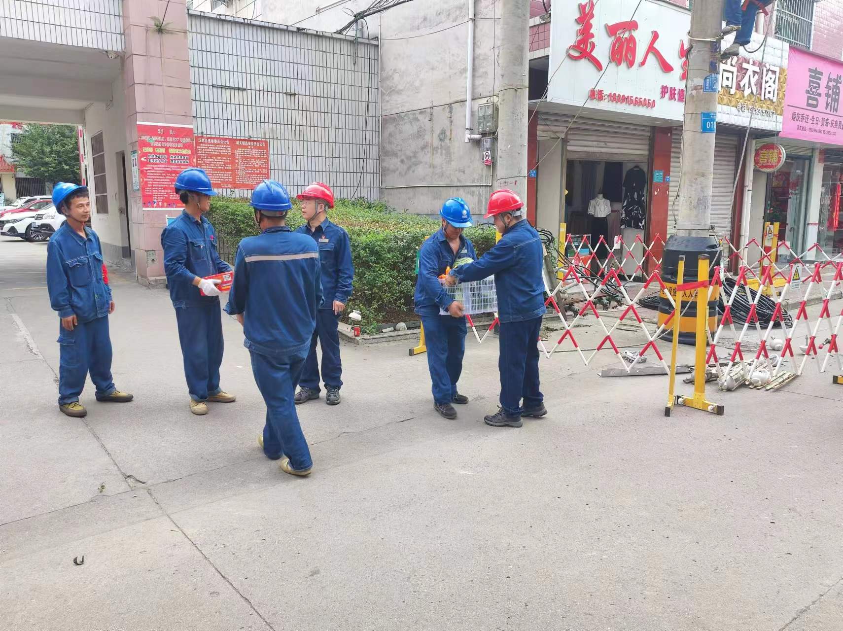 国网汉阴县供电公司：送清凉鼓干劲  嘱安全助检修
