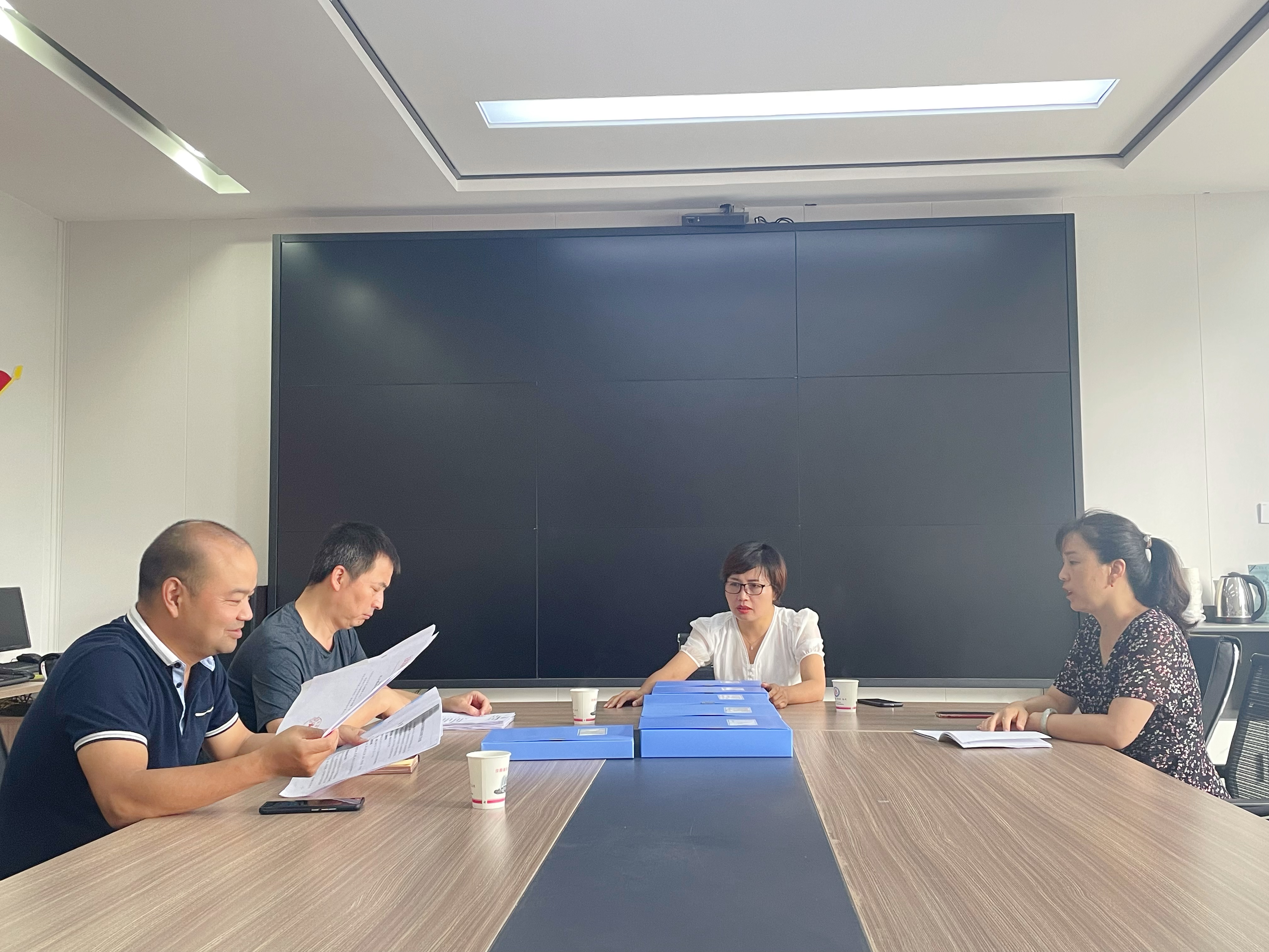 汉阴：派驻县卫健局纪检监察组到县妇幼院督导检查医疗领域专项整治工作