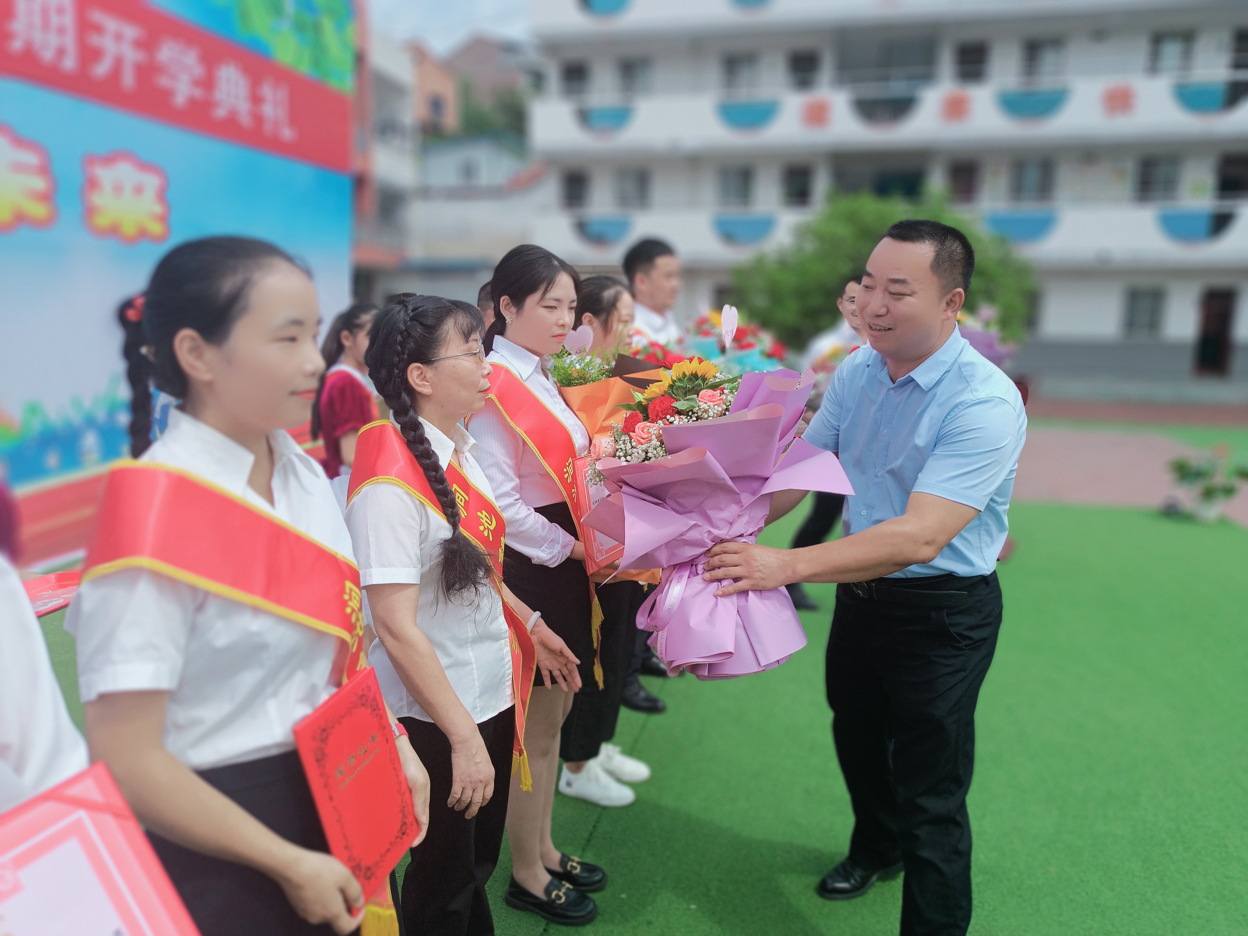 汉阴县涧池镇中心小学举行2022年秋季开学典礼