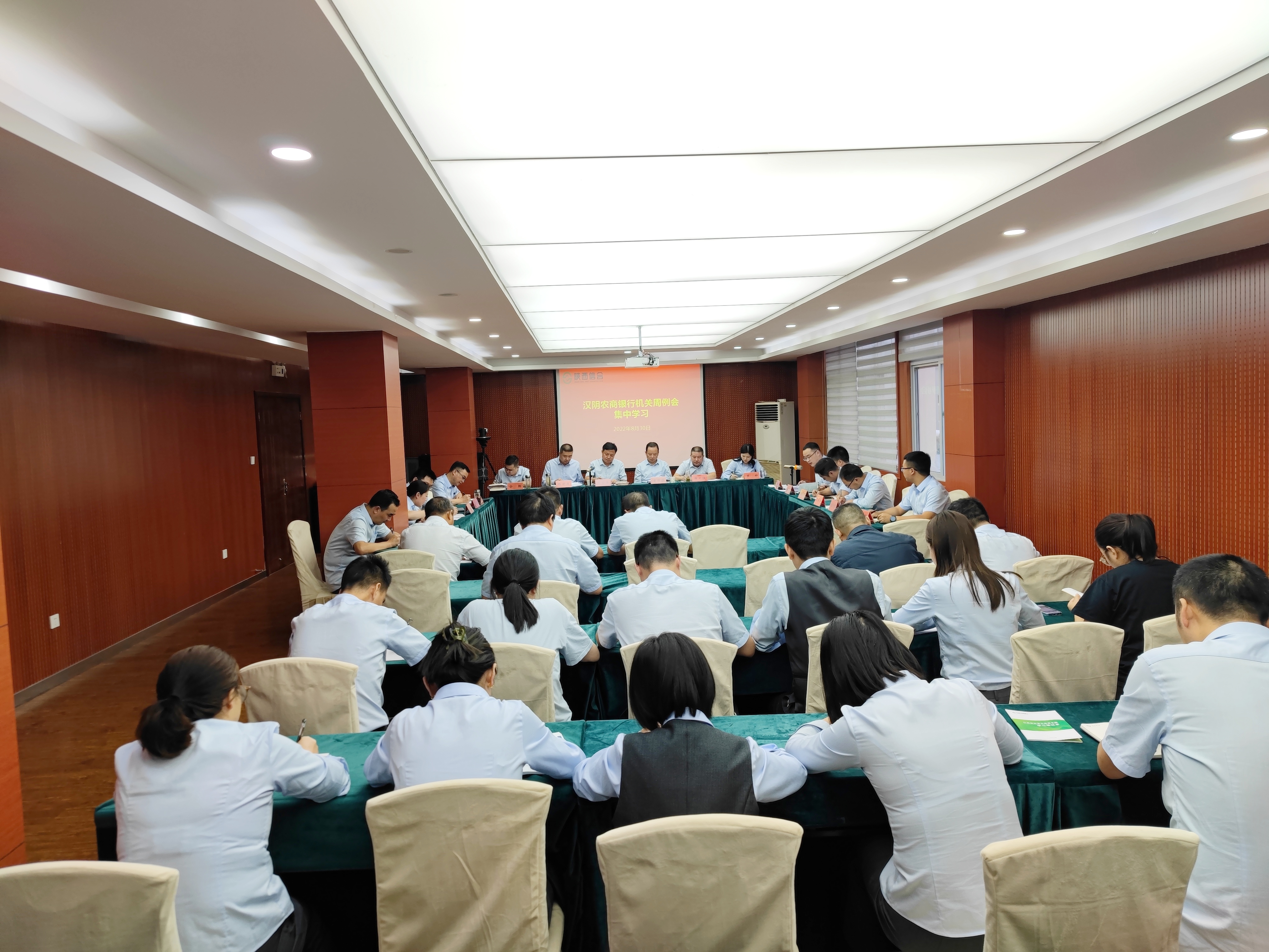 打造“五型”模范机关！持续推进作风建设常态化长效化