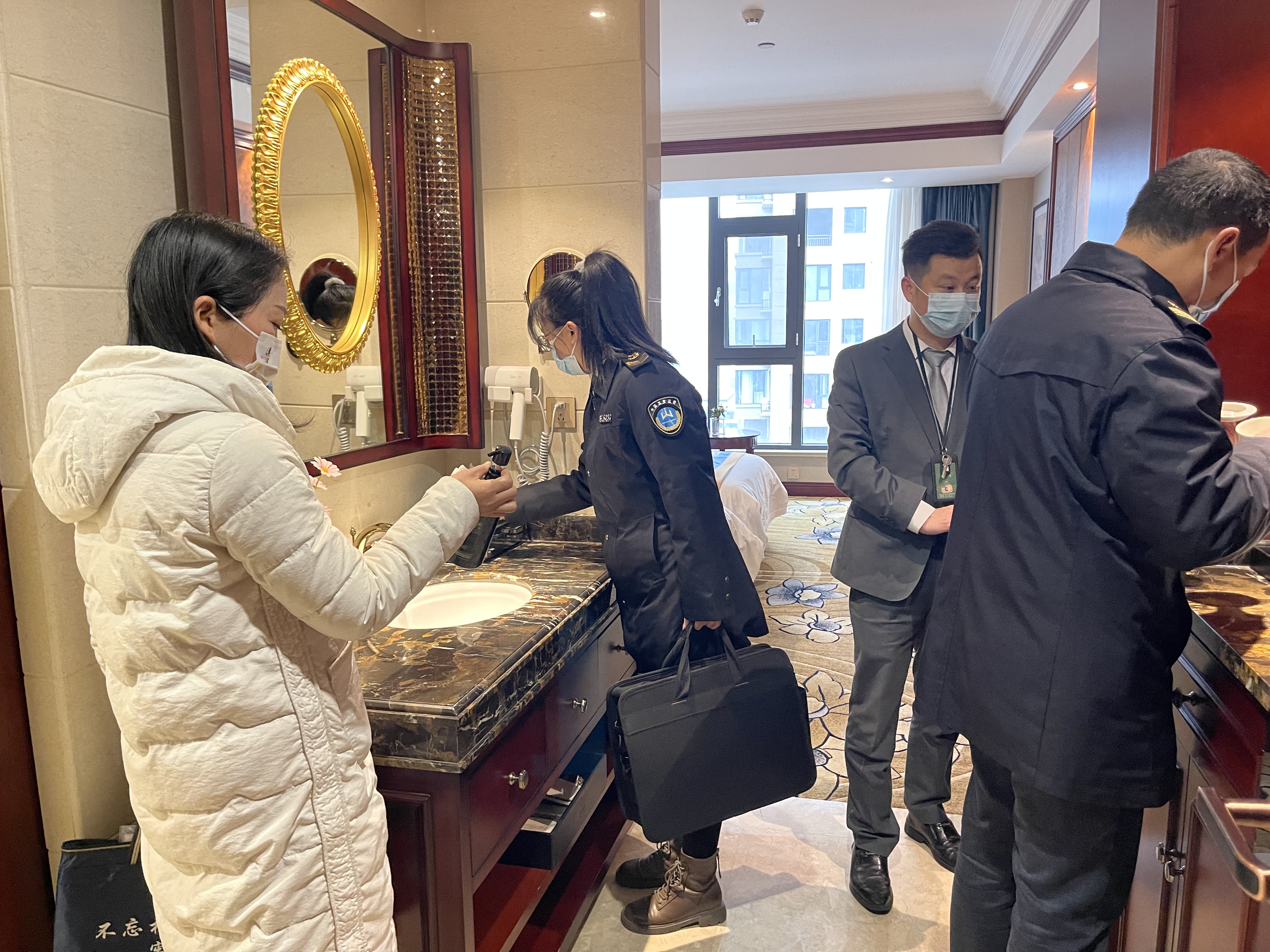 汉阴卫生计生监督所：加强卫生监督，保障两会召开