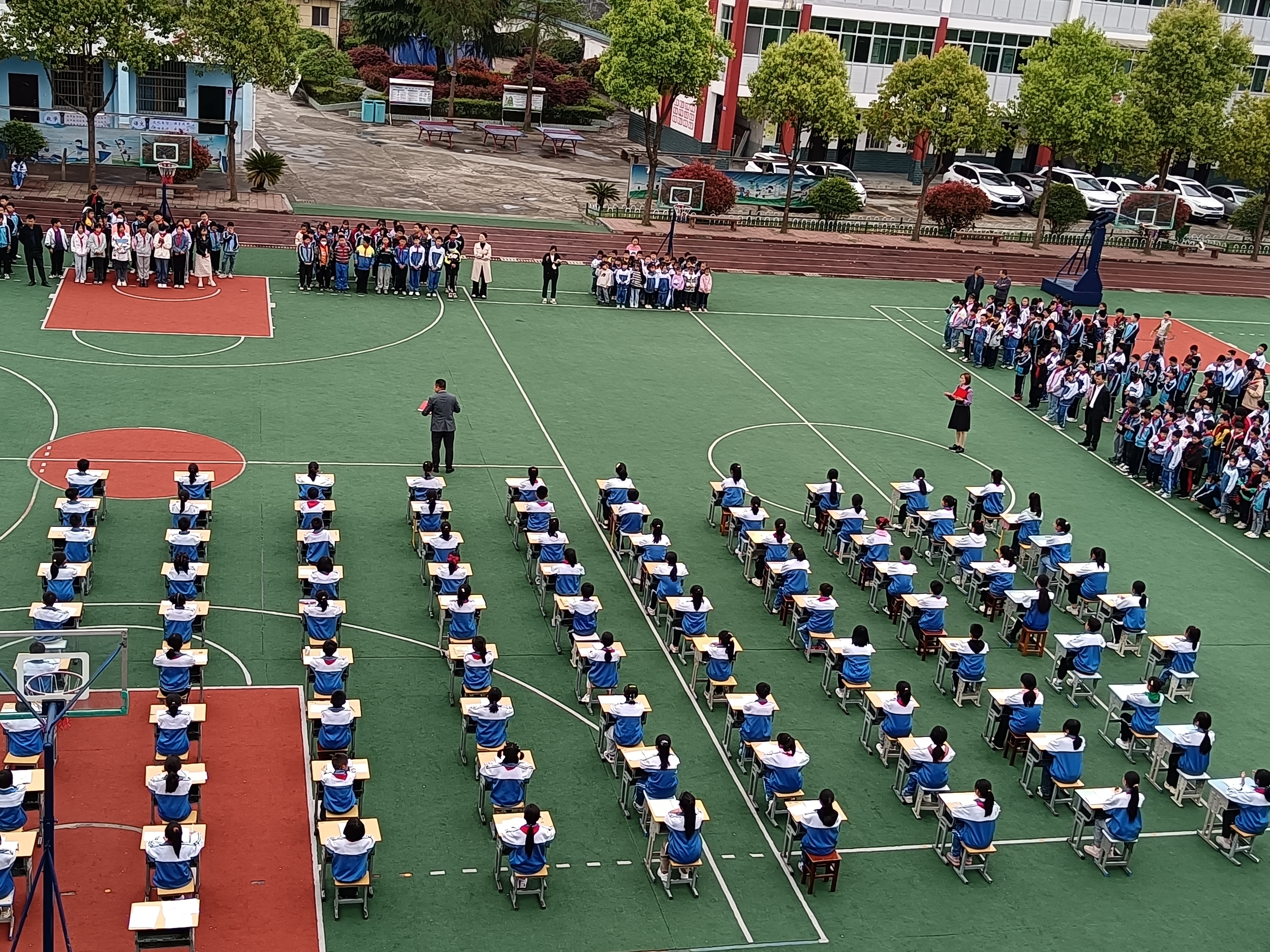 一笔一划写字  一言一行做人——汉阴县双乳镇中心小学举行学生硬笔书写比赛
