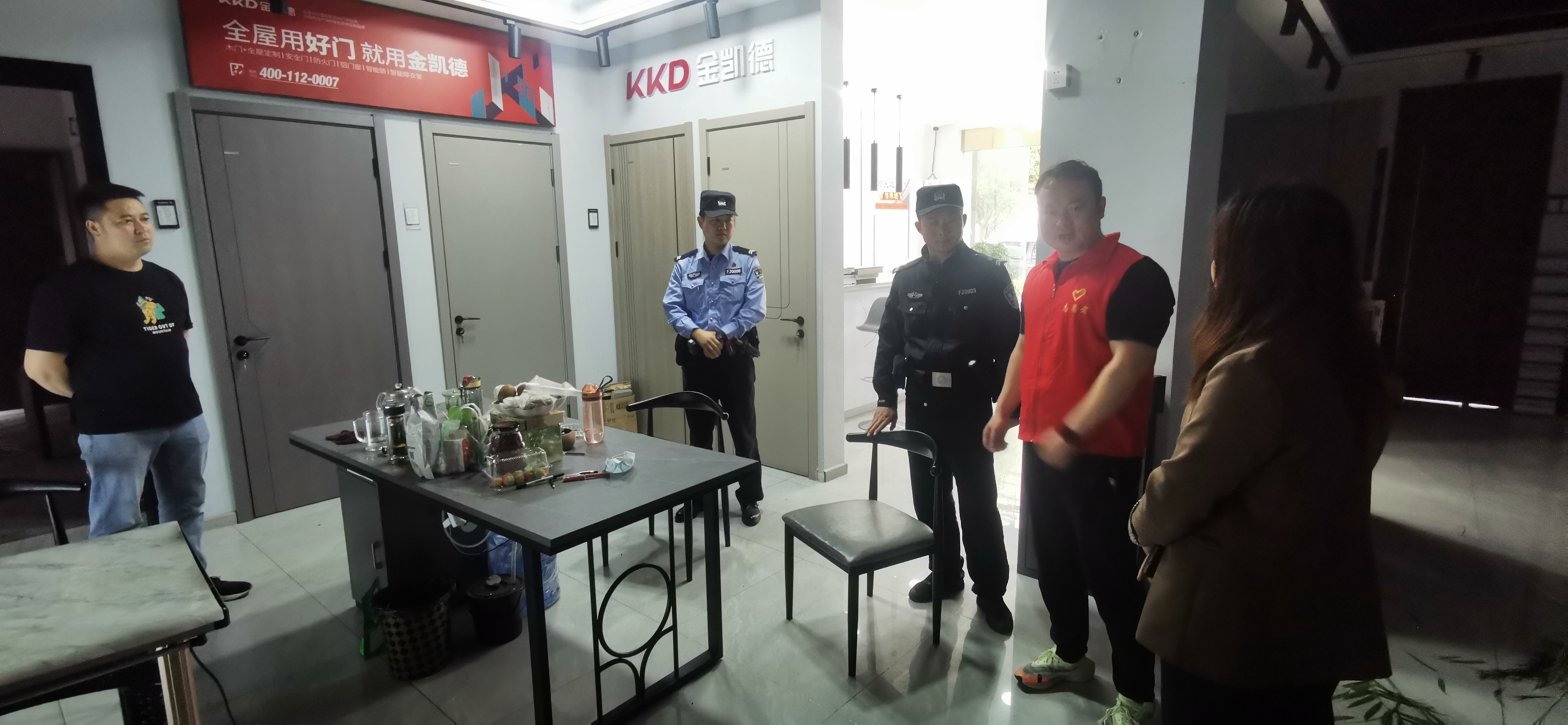 城关派出所：夫妻教育孩子起争执 民警耐心疏导化解矛盾