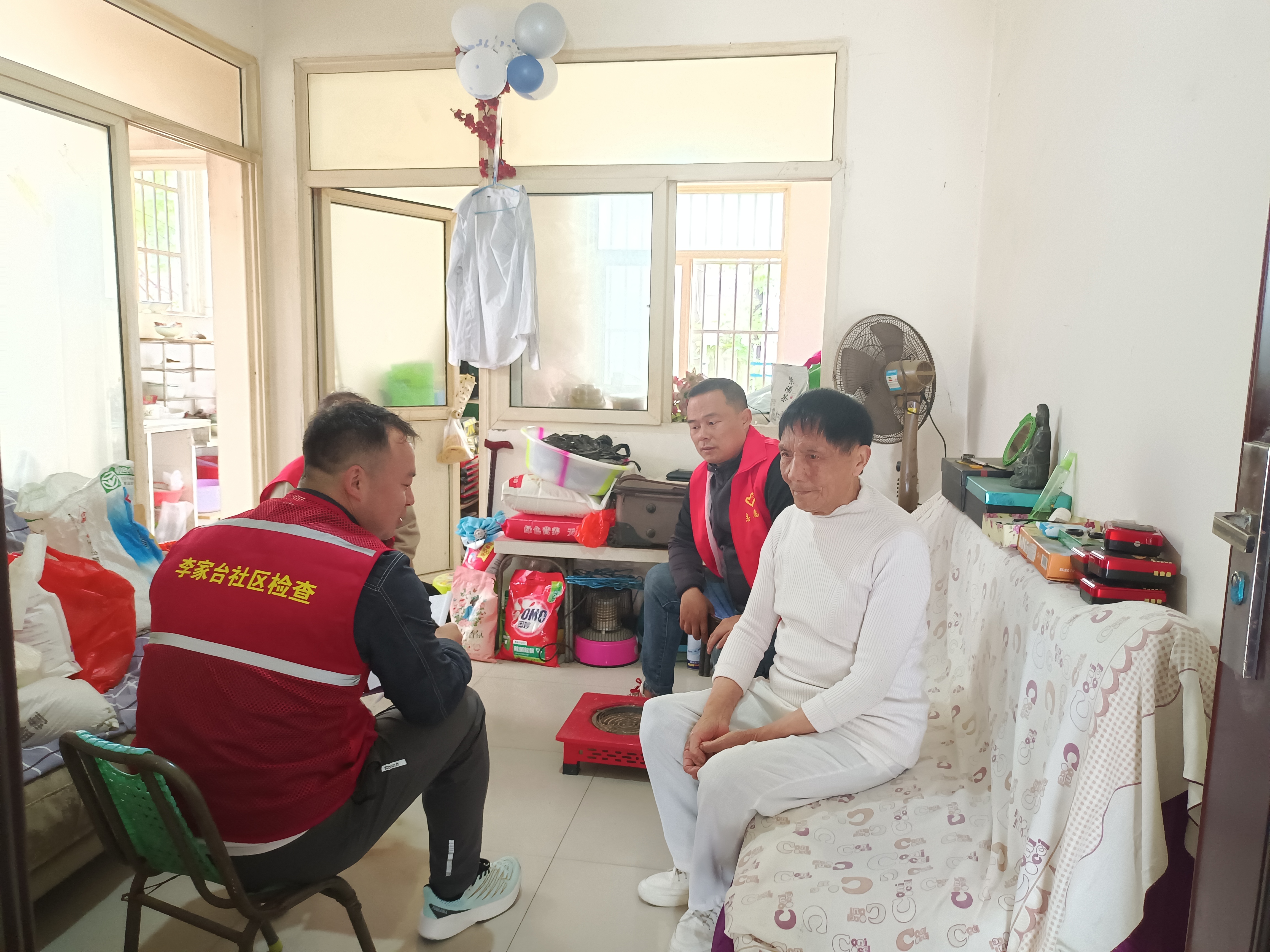 李家台社区：扎实开展帮扶集中排查，助力乡村振兴