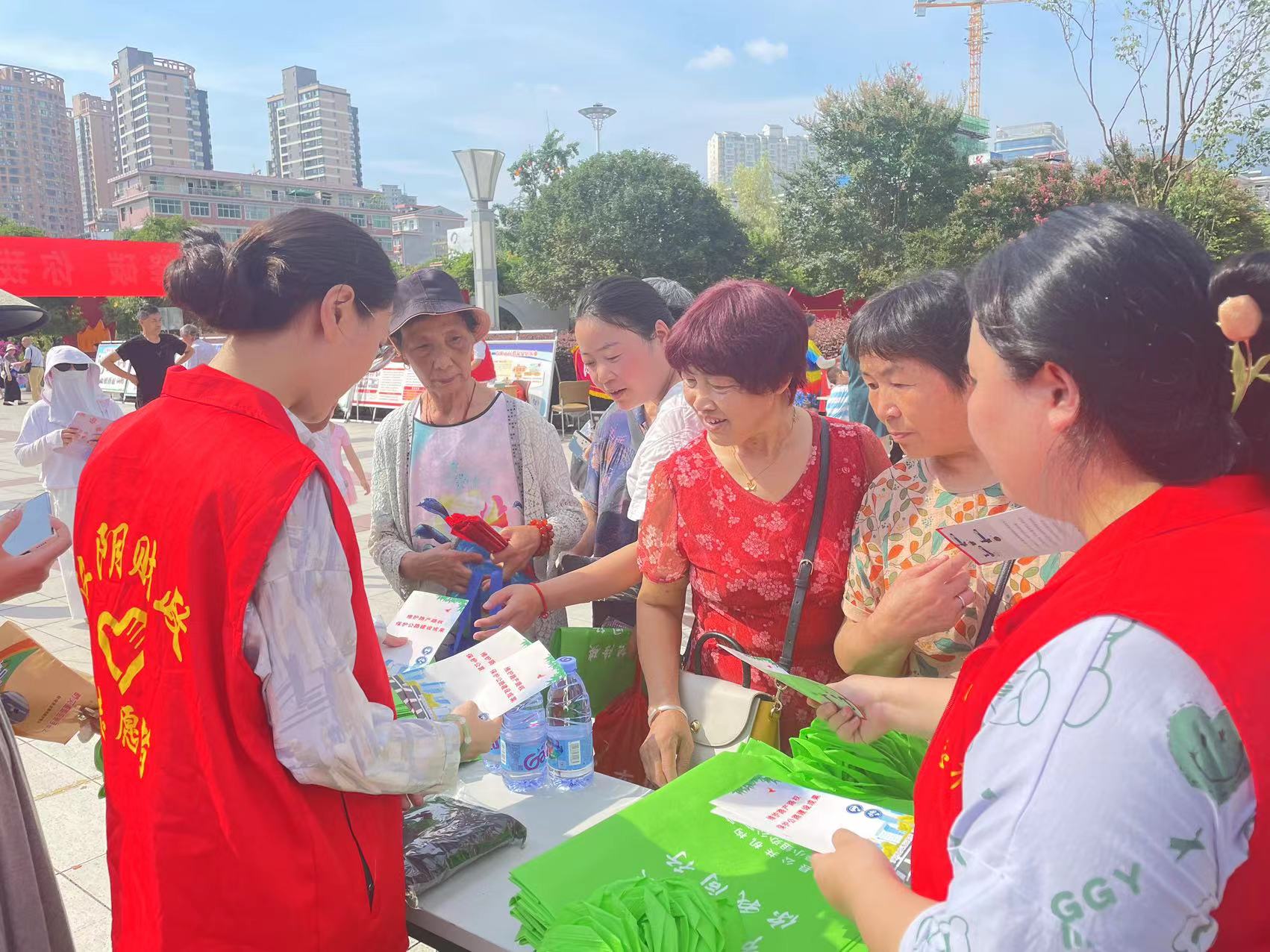 汉阴县财政局：开展节能低碳宣传 倡导绿色生活