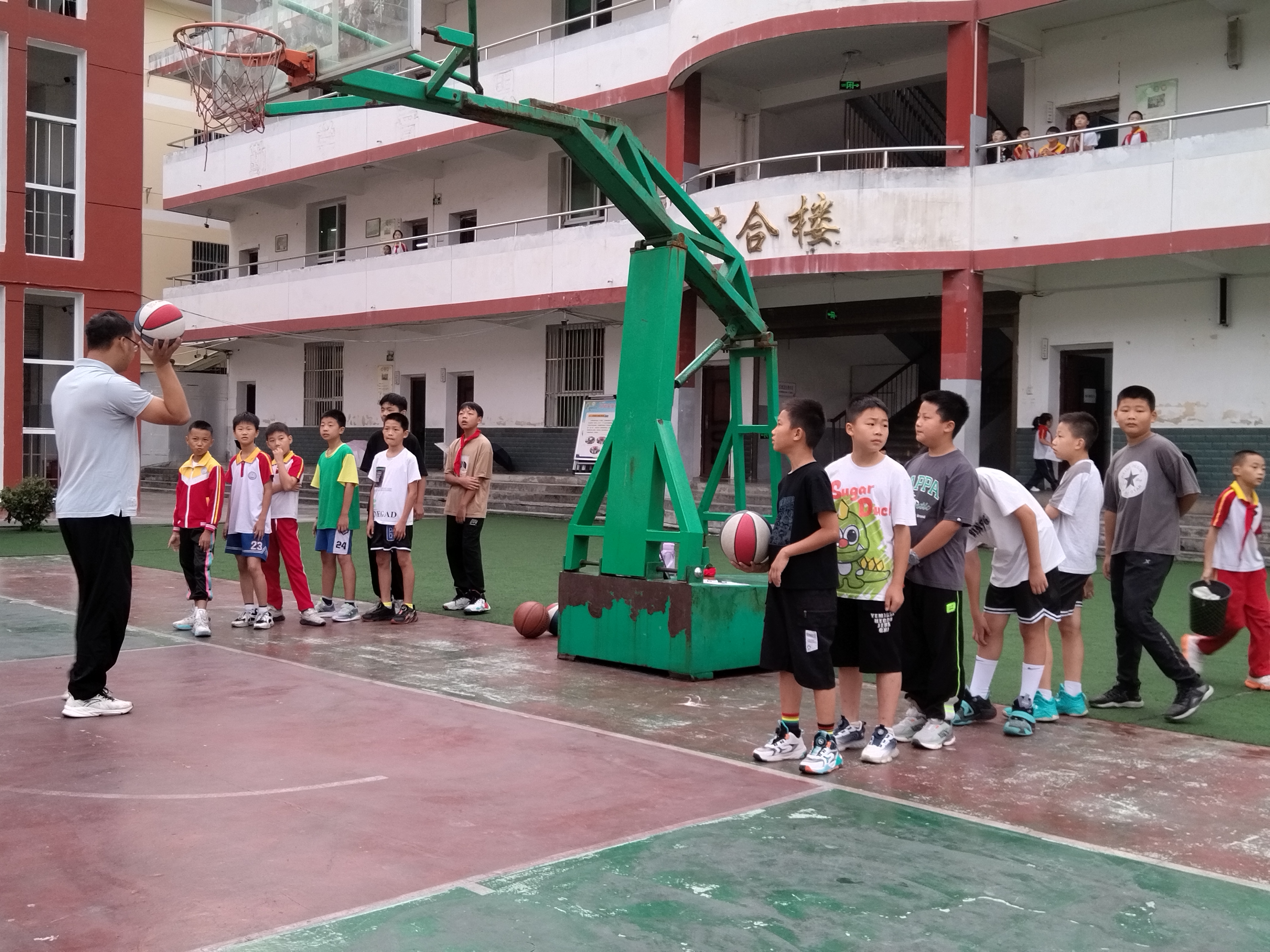 汉阴县漩涡镇中心小学：多彩社团 点亮乡村孩子七彩童年