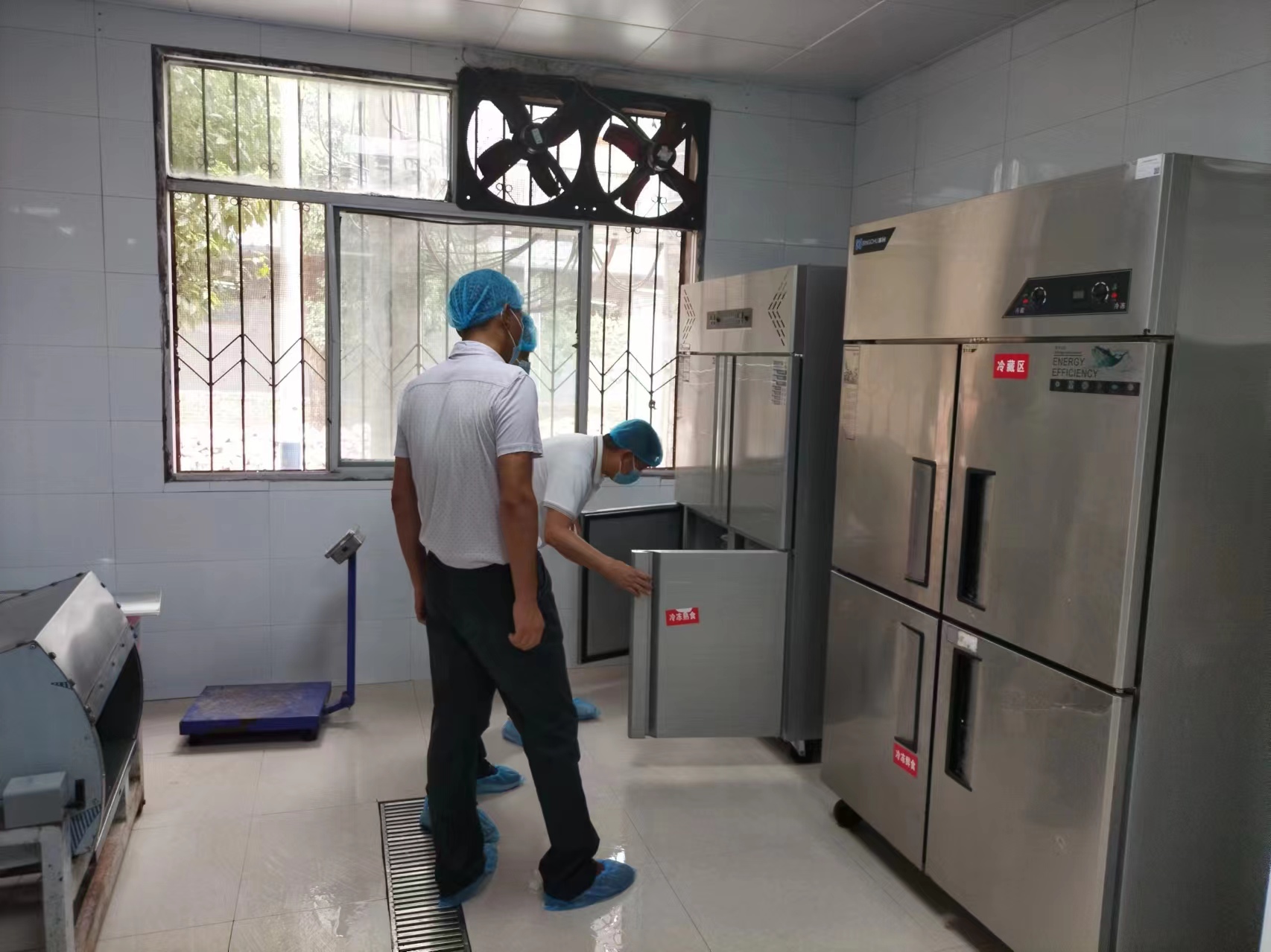 汉阴县涧池镇督学责任区办公室开展校园食品安全专项督导检查