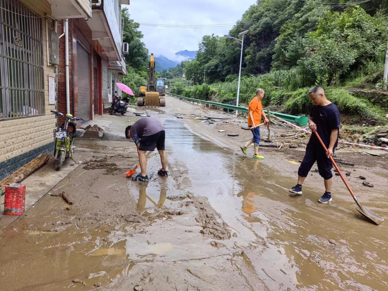 汉阴县医保局积极做好防汛救灾工作