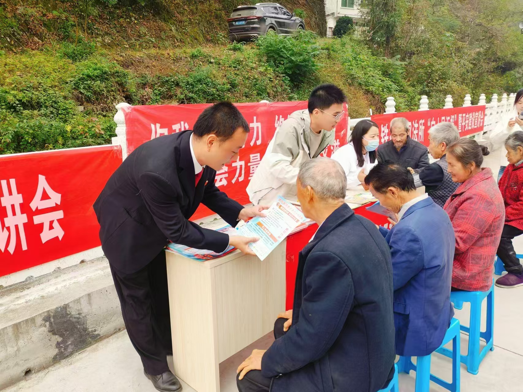 平安建设进乡村 普法宣传“零距离”