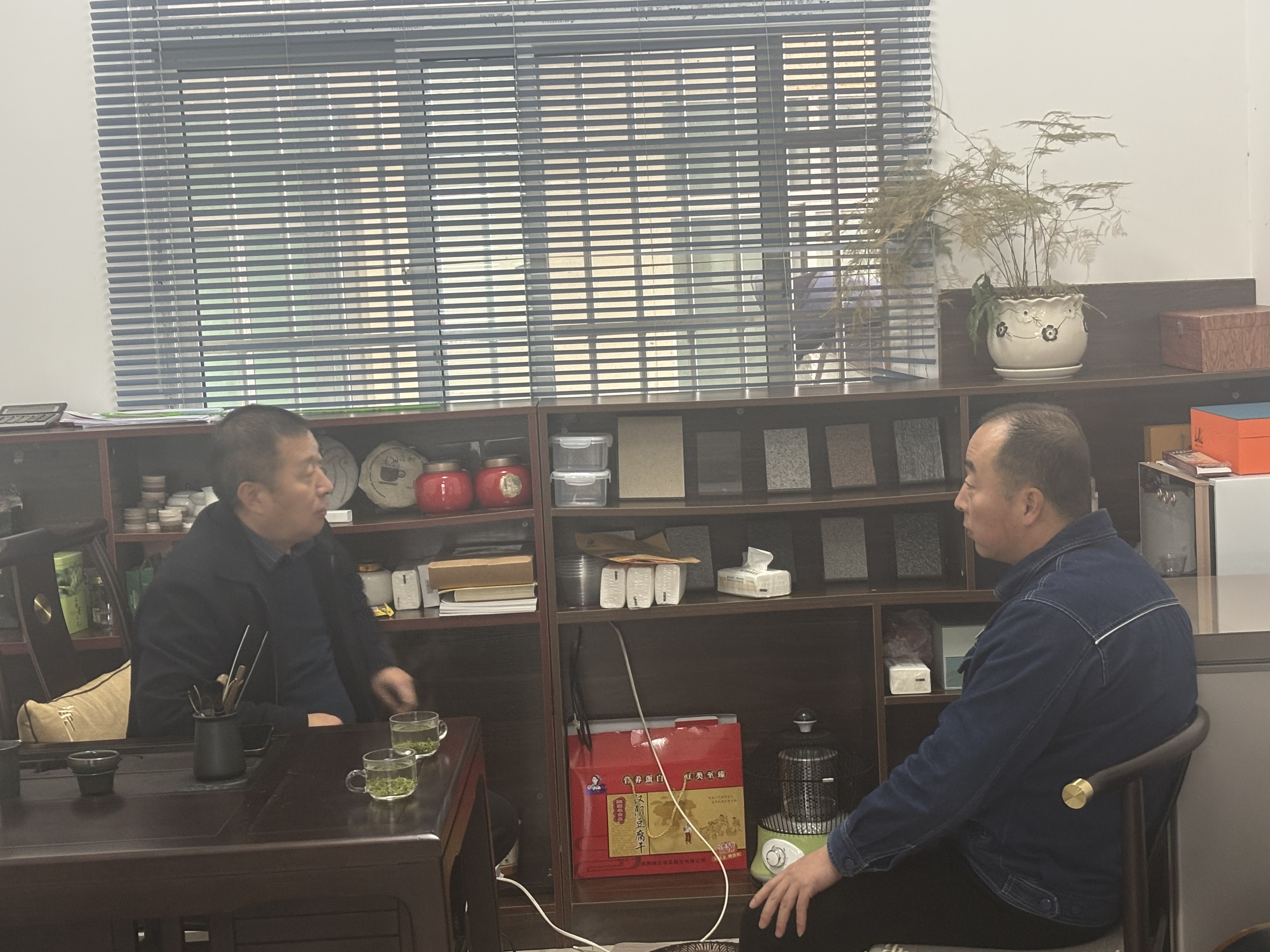 国网汉阴县供电公司：贴心走访企业 护航用电无忧