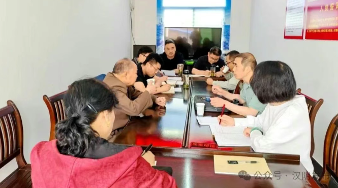 平安祥和·锦绣汉阴丨城关镇：人民调解绘“枫”景