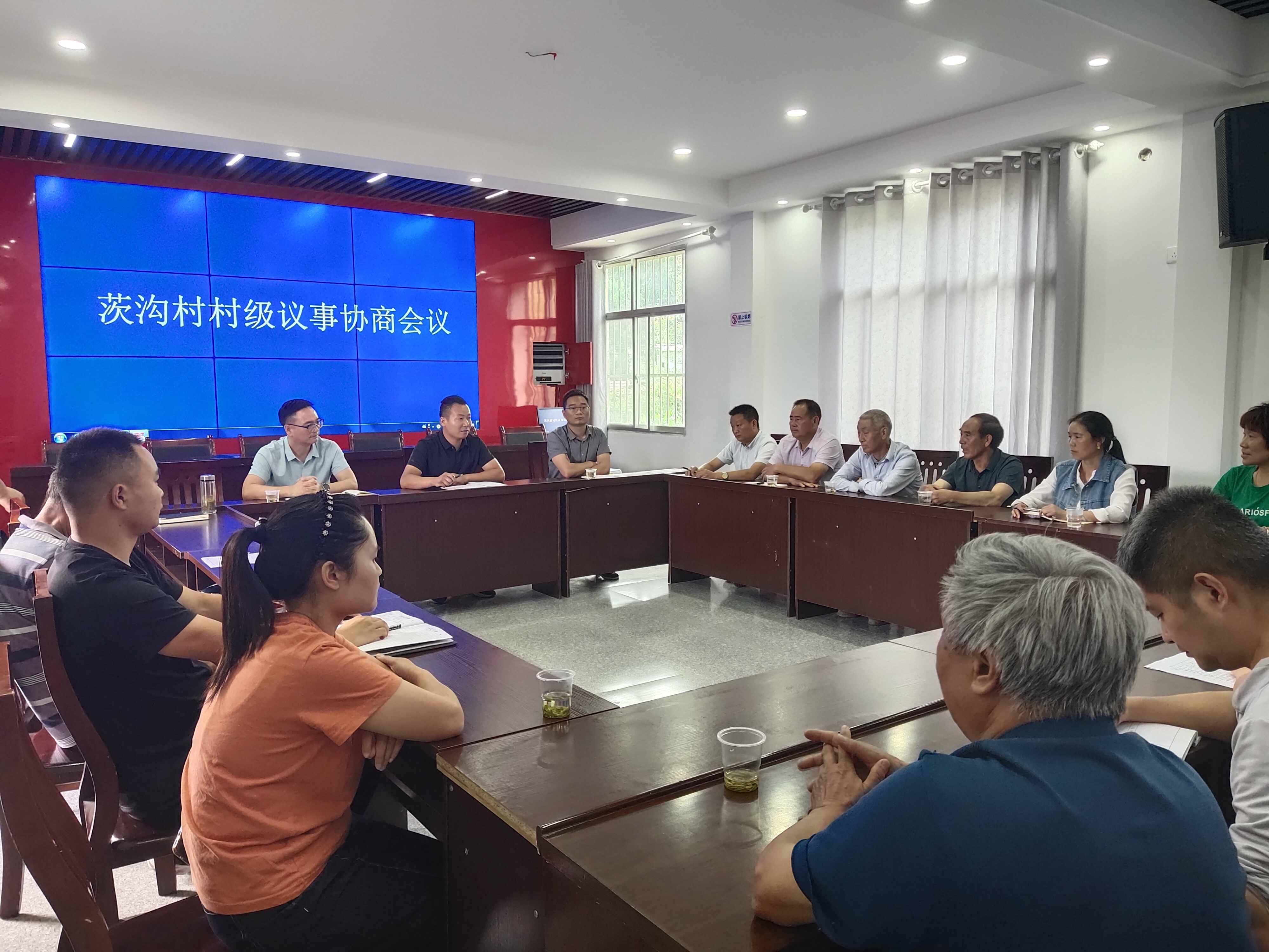 “凤堰共声”聚民意，协商议事解民忧——漩涡镇解锁村级治理“幸福密码”
