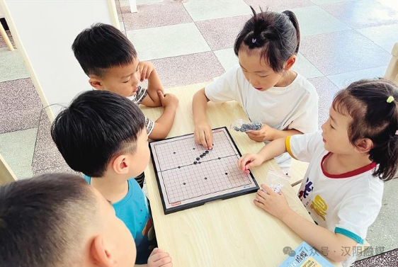 5所大学的200余名学生在汉阴支教——助力孩子们渡过多彩假期