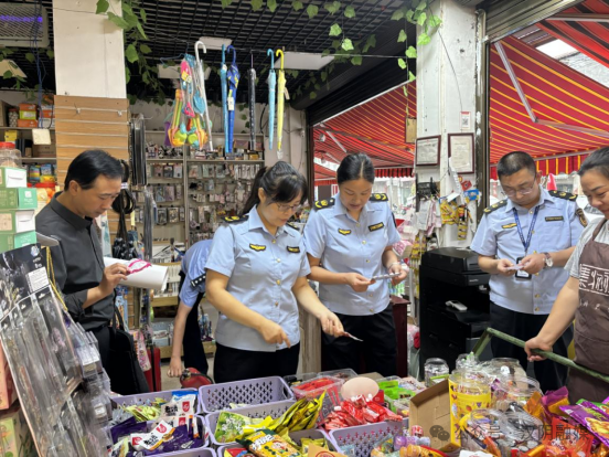 汉阴县开展开学季“护苗行动”联合检查