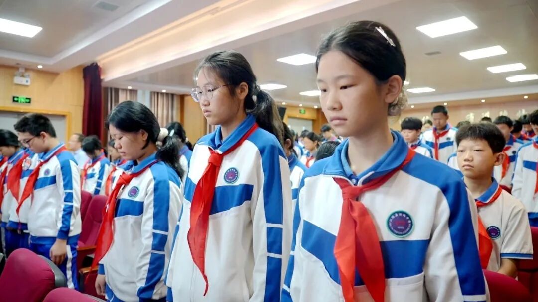 汉阴县举行“九一八”事变94周年纪念活动 防空警报长鸣警示勿忘国耻