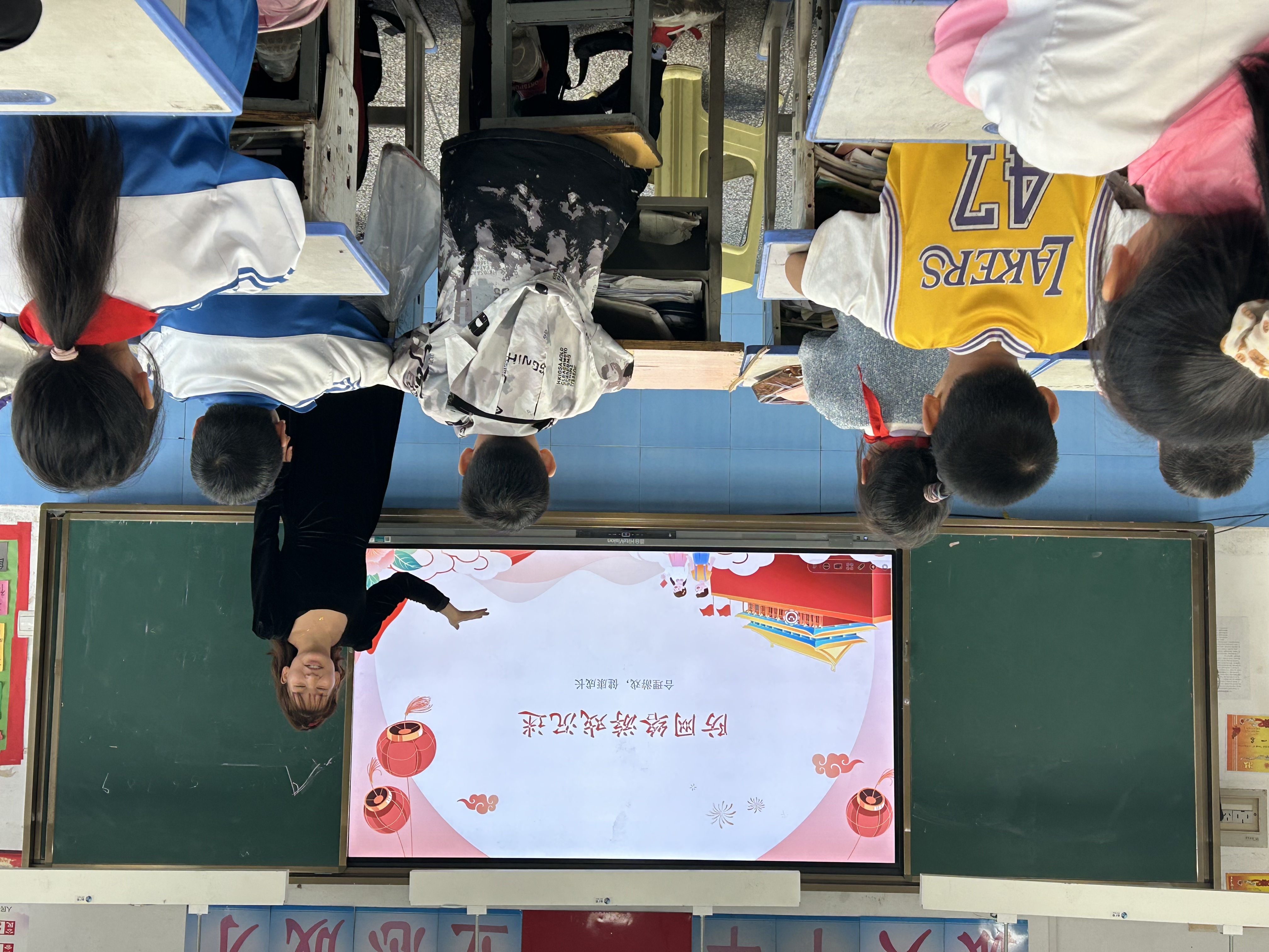 汉阴县双乳镇中心小学召开安全教育暨廉政提醒专题会