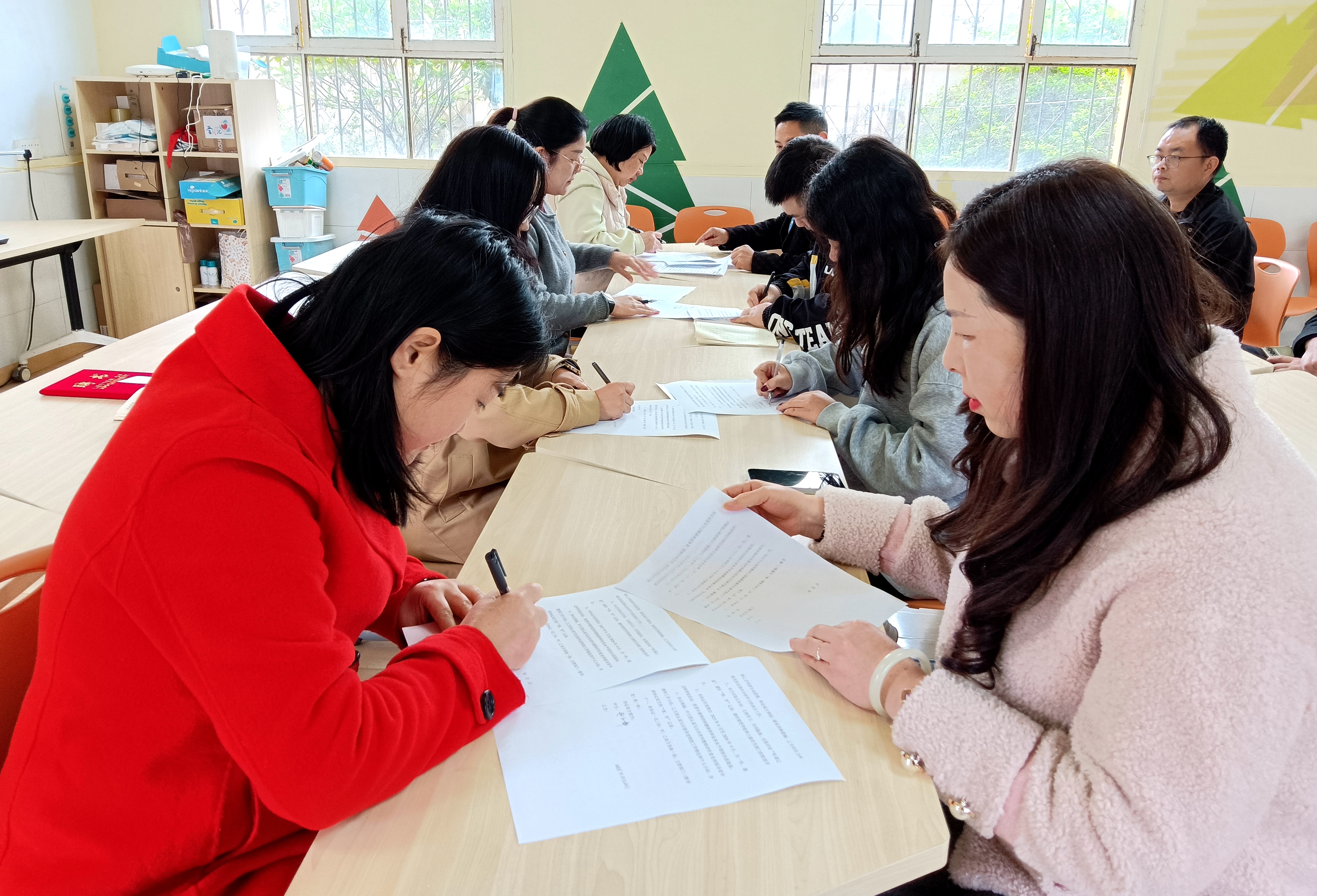 汉阴县第二小学太平校区：青蓝结对 共话成长