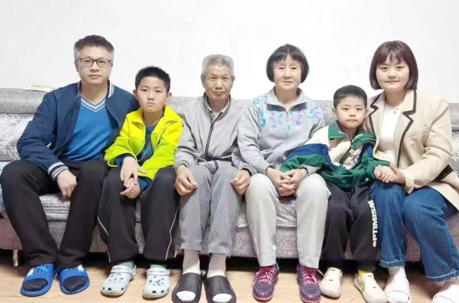 仁心传家风！汉阴一医护家庭荣获安康市“好家庭”