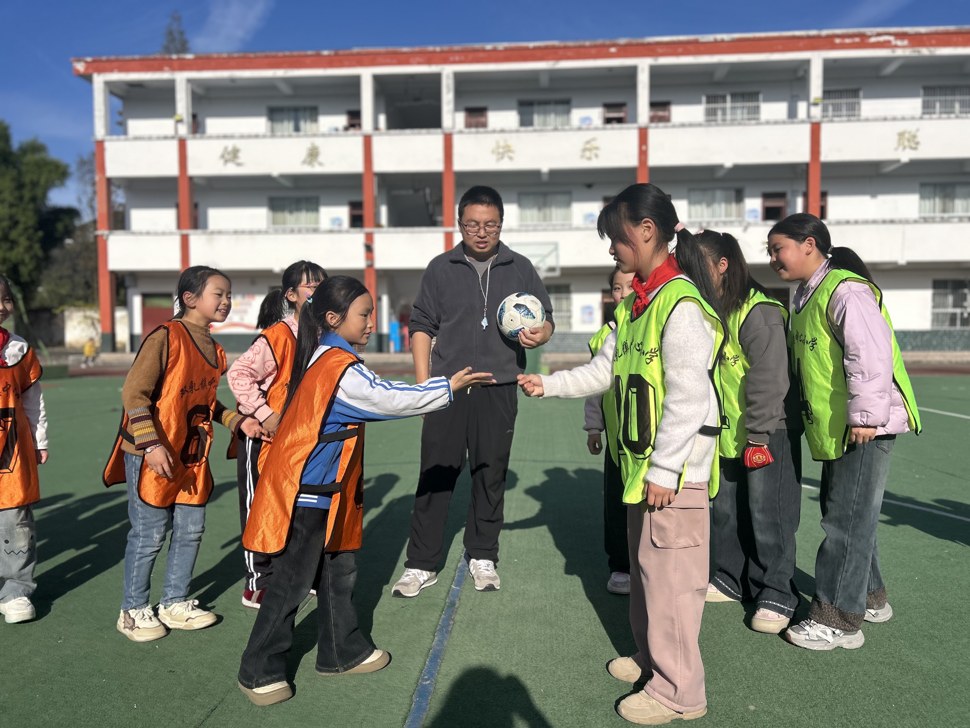 汉阴县双乳镇中心小学“班超”联赛火热进行中