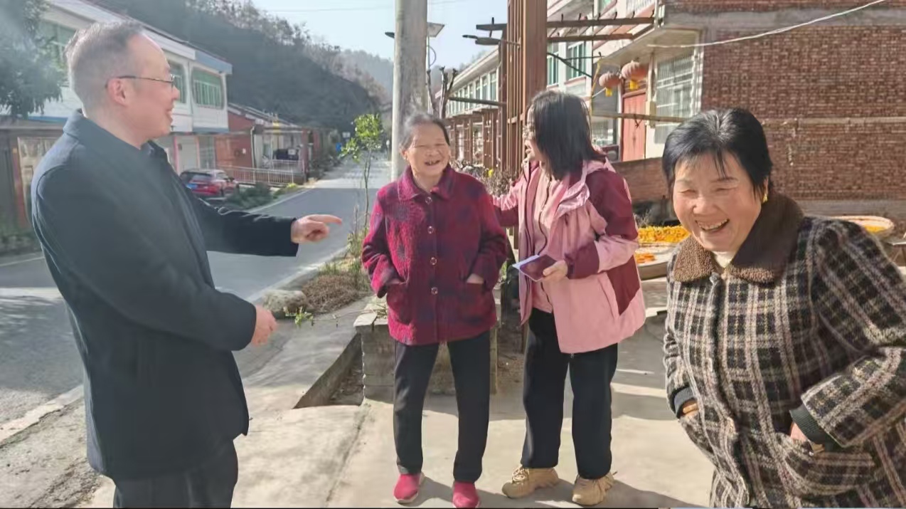 两通电话的温度——记驻村工作队的暖心日常