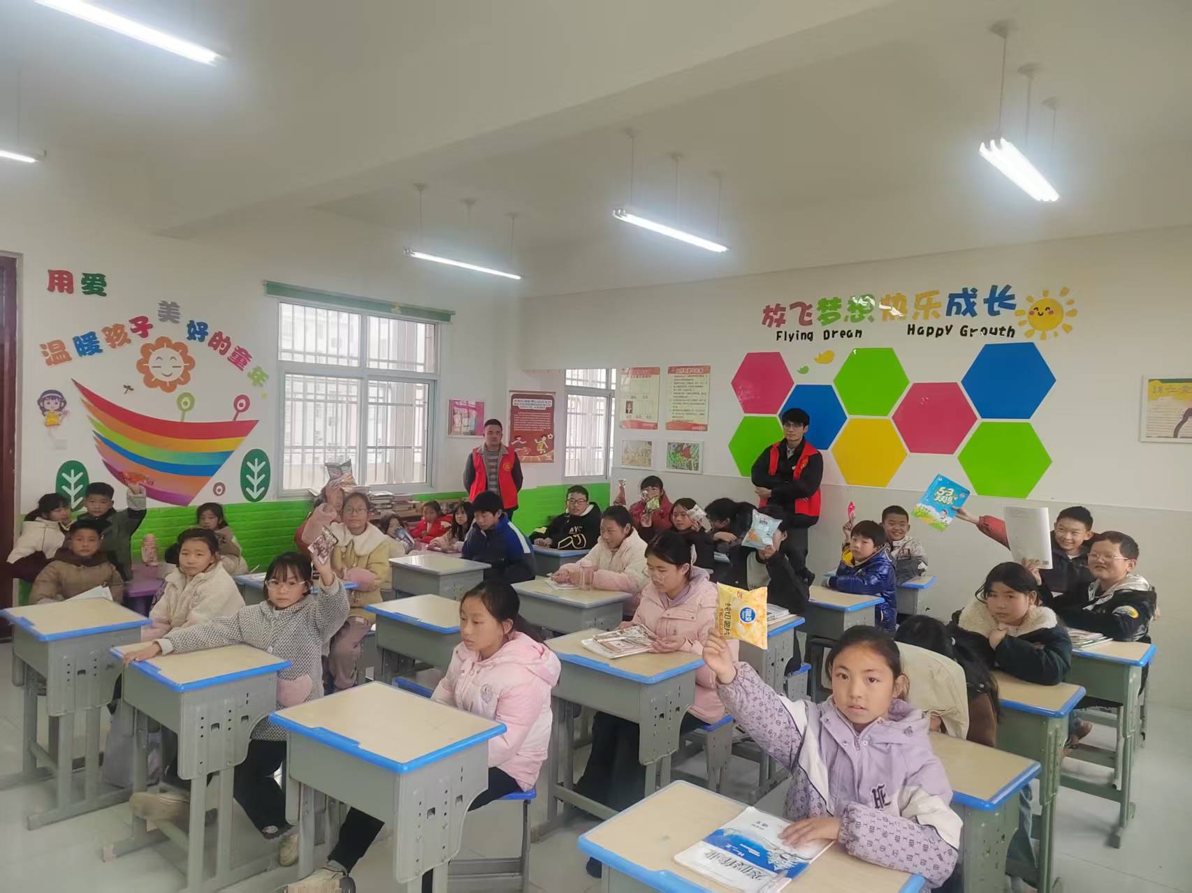 汉阴县城关镇西苑社区“秦女子禾苗课堂”暖心开课