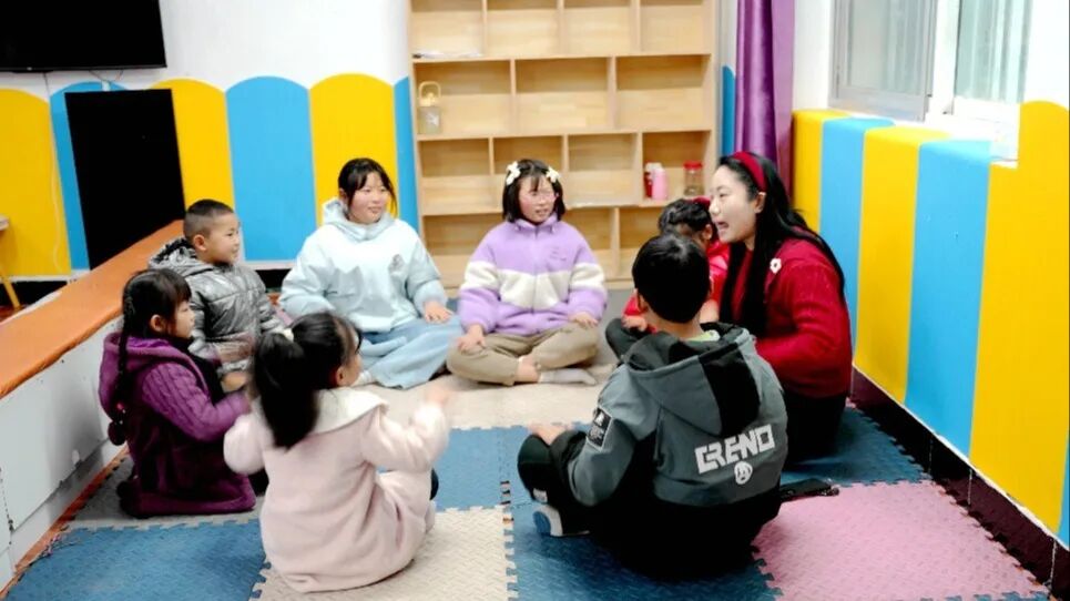 汉阴：“暖心托管”解职工之忧 “快乐驿站”护童趣成长