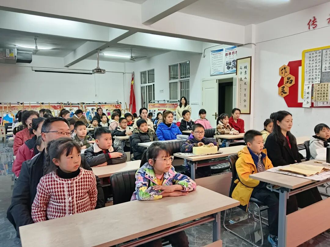 翰墨润乡风！汉阴县涧池镇运刚公益书法班开课！