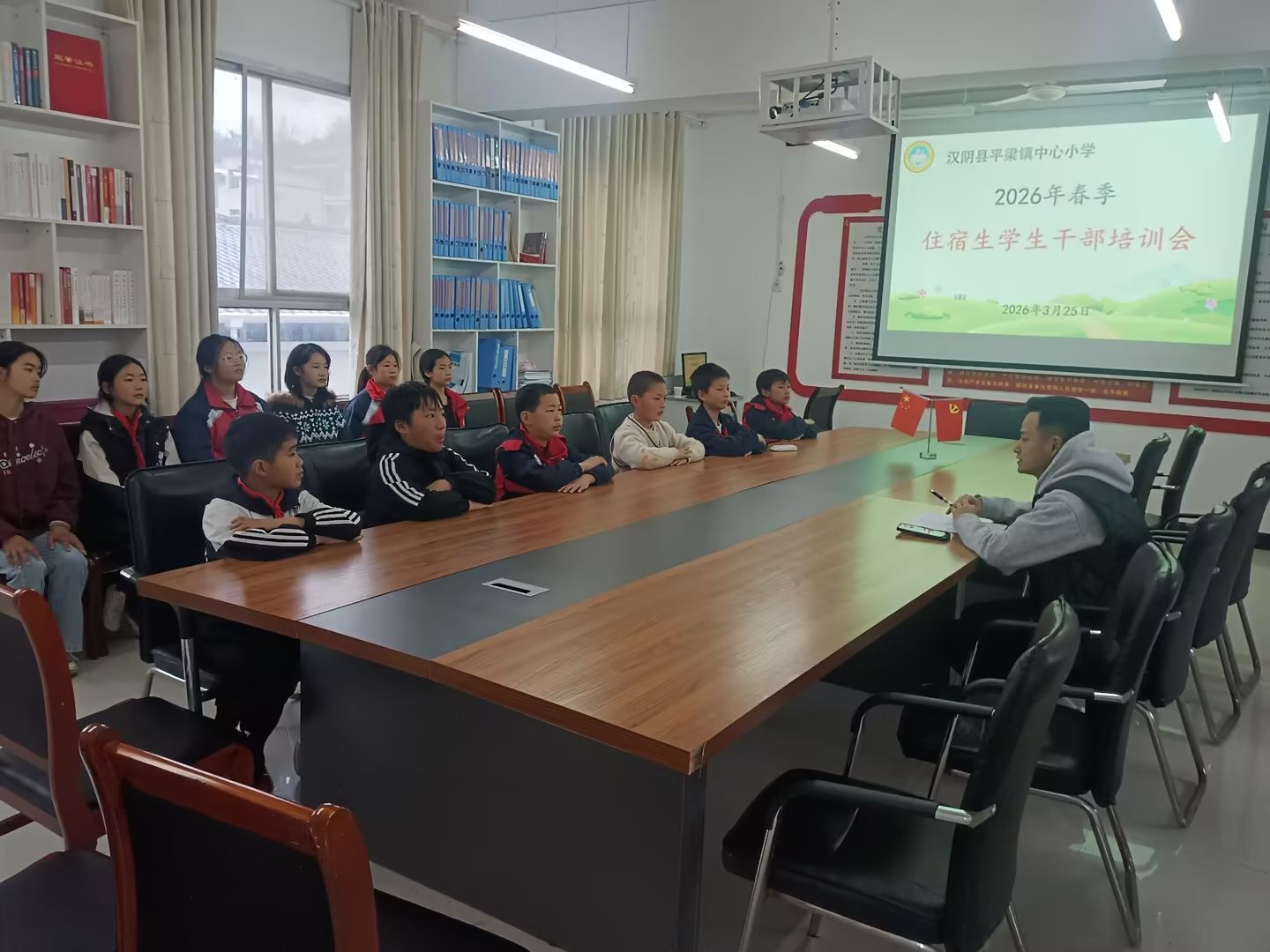 汉阴县平梁镇中心小学强化管理体系 筑牢安全防线 