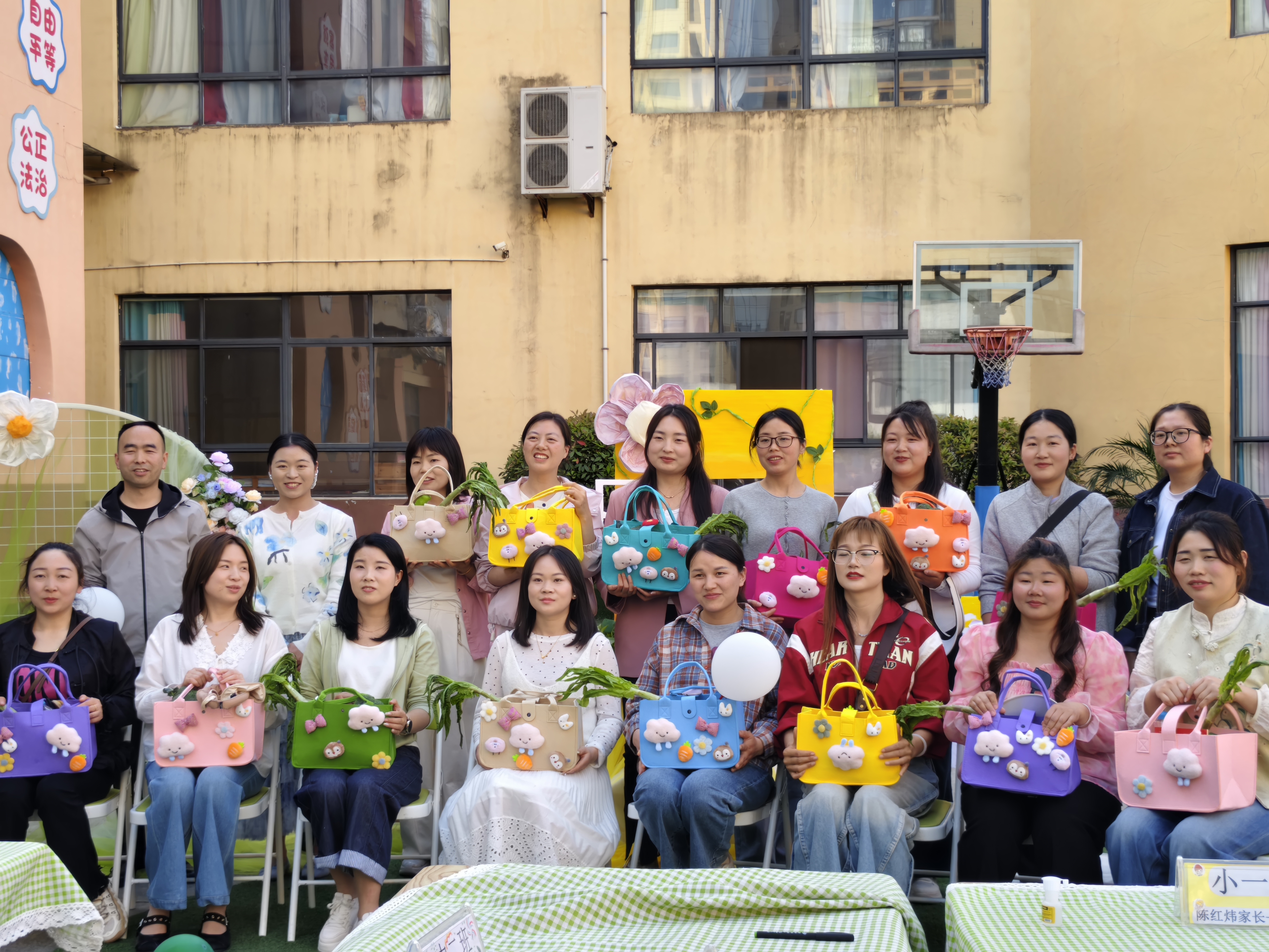 汉阴县凤台幼儿园：家园同心聚合力 共护成长绘蓝图