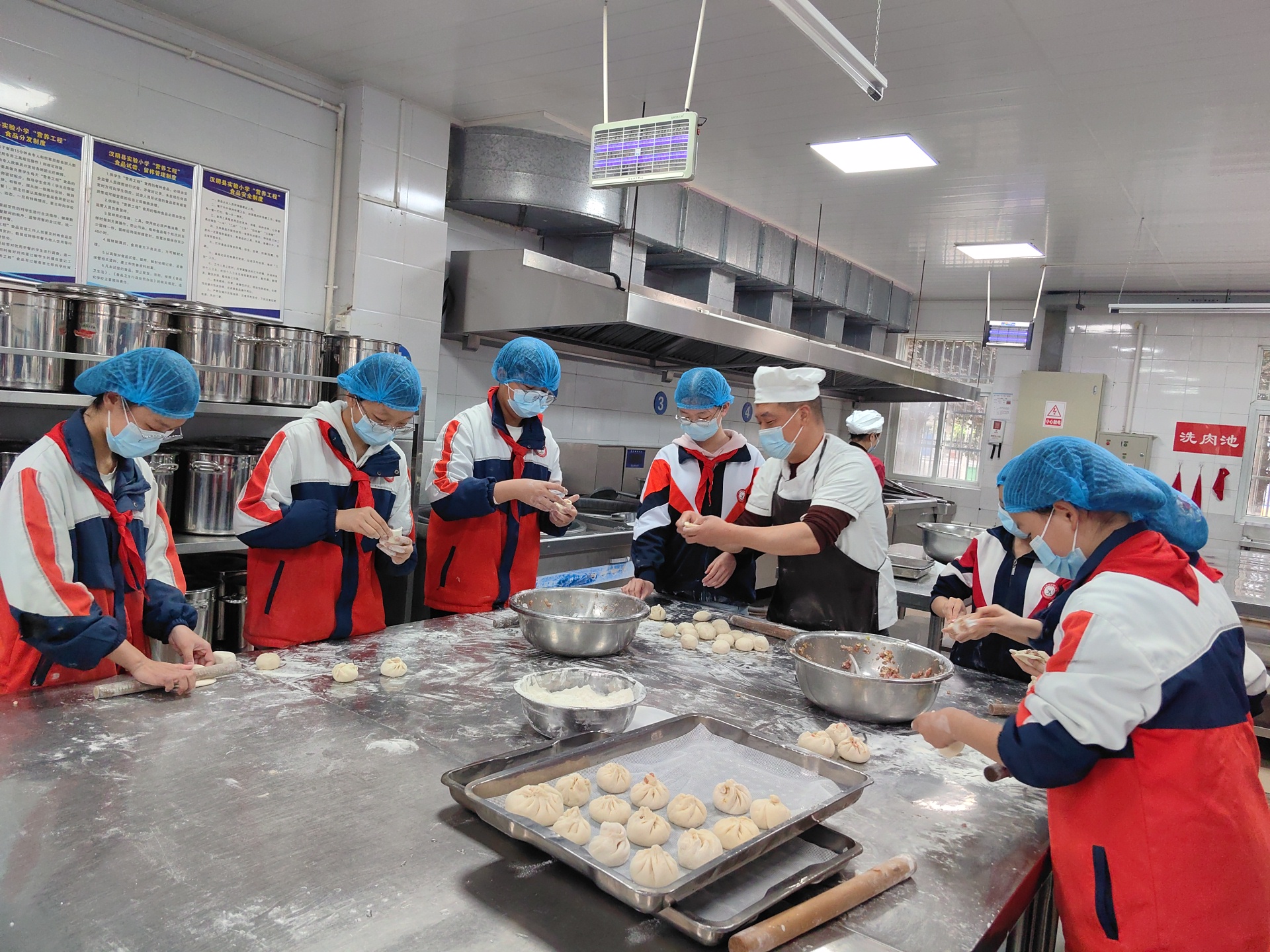 汉阴县第二小学：依托“三秦家长学校”以劳动实践赋能家校共育