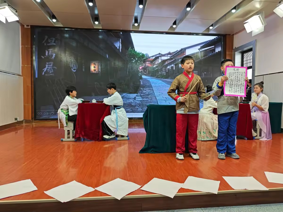 汉阴县第二小学：特色教研融课堂 以研促教启新程