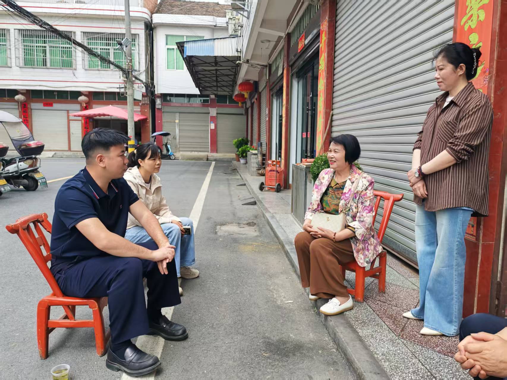 双乳财政所：下沉联村听民意 政策到户暖民心