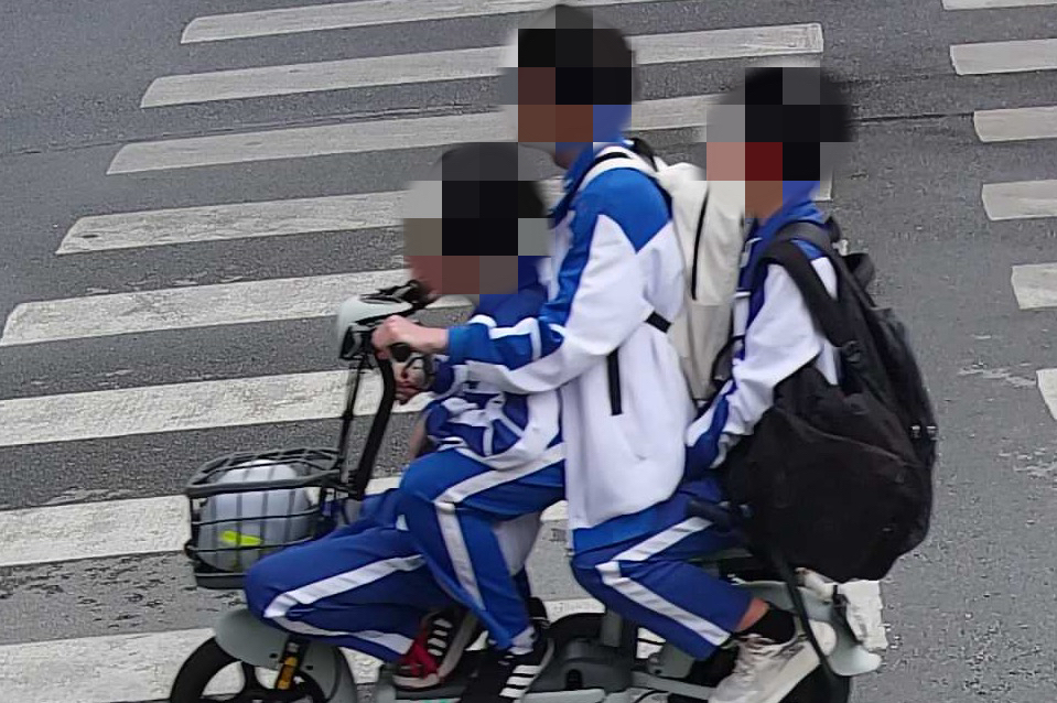 你以为路上没人管？监控早就盯上你了——汉阴公安交警曝光近期违规骑行画面