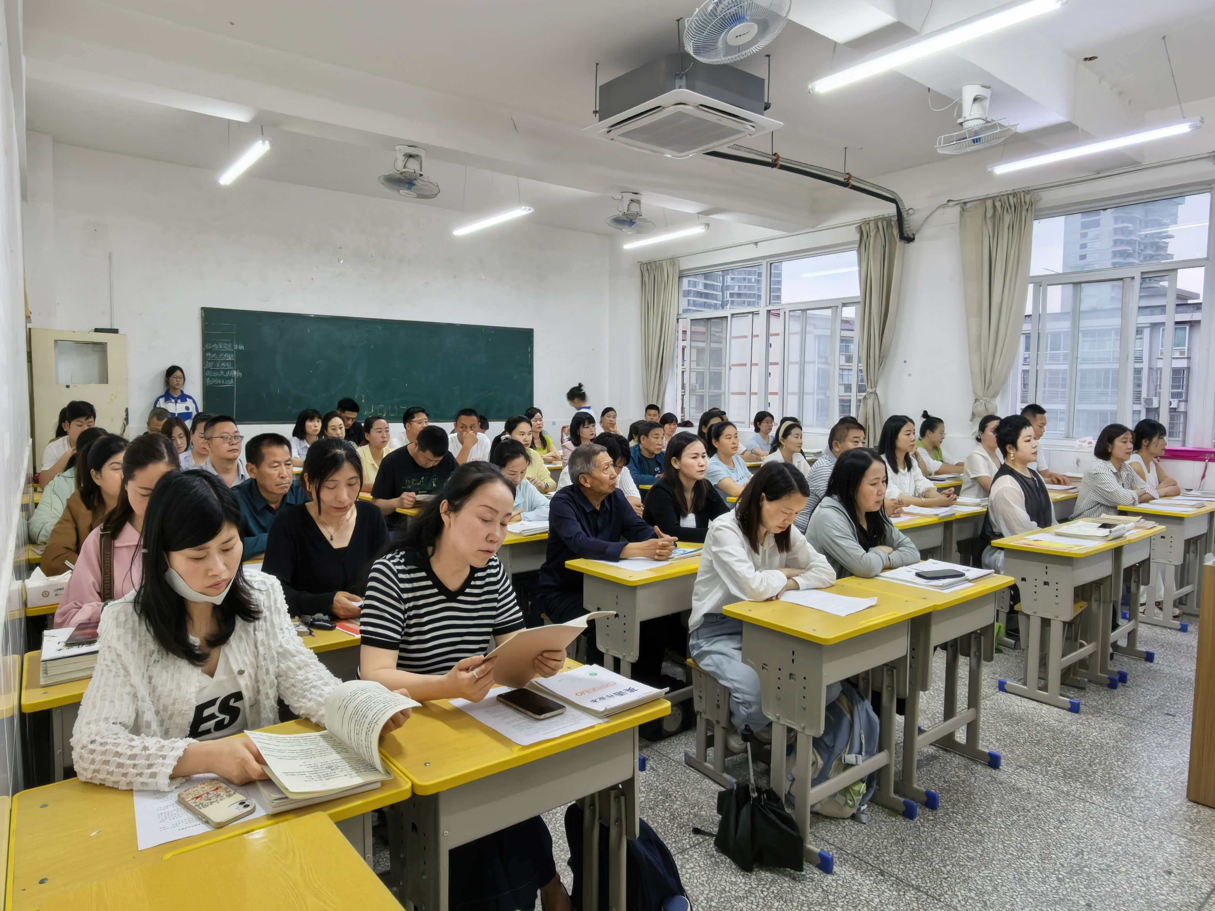 凝聚家校共识 共绘成长蓝图