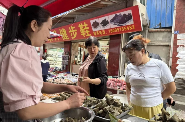 【网络中国节·端午】端午将至粽飘香 汉阴端午消费热潮提前“拉满”